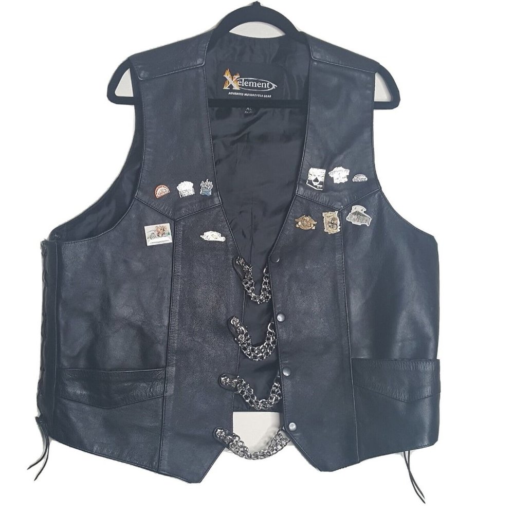 Xelement Leather Vest Mens Size XL w 11 Bike Rally HOG Pins and Chain Extenders